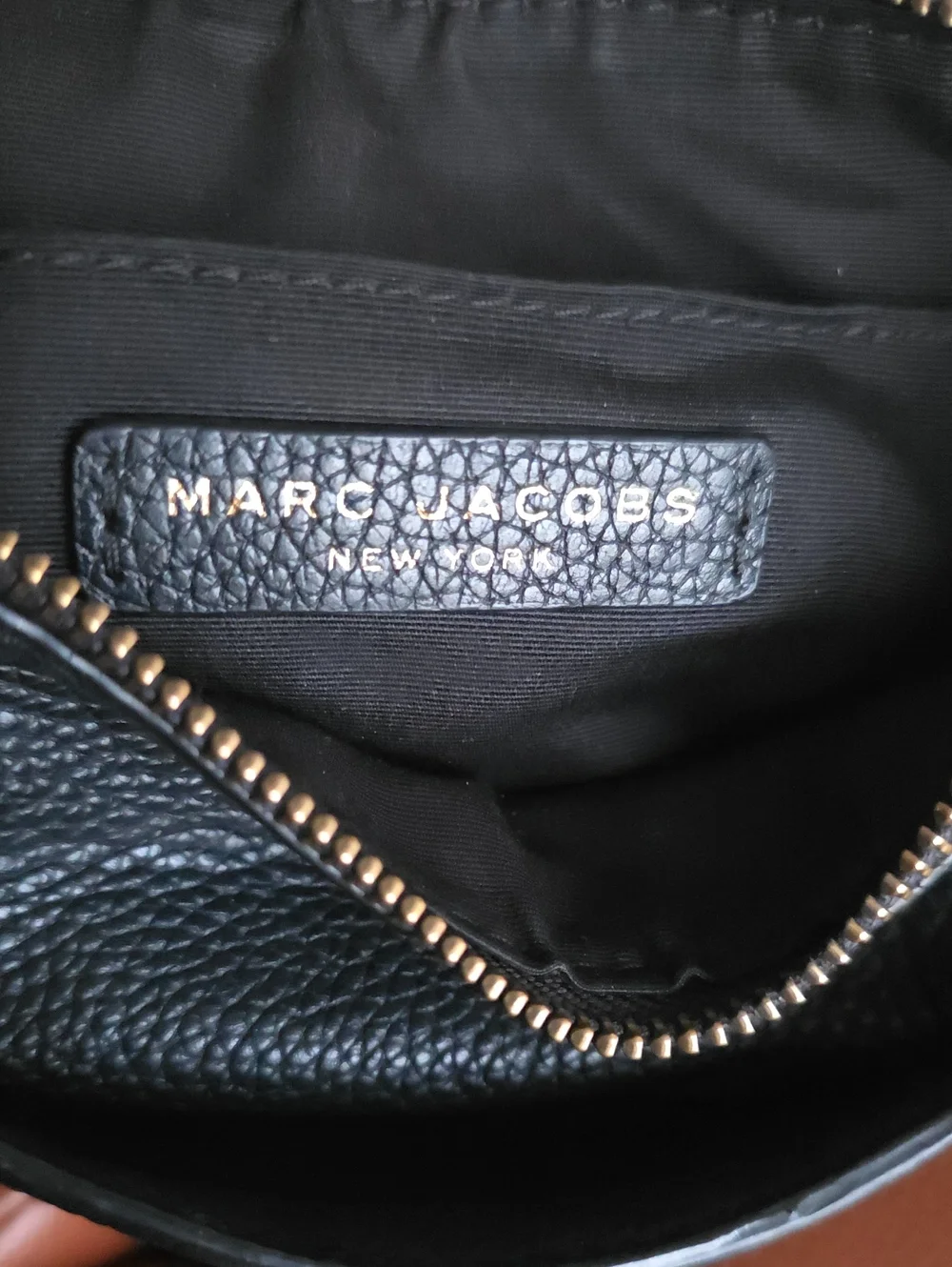 MARC JACOBS Tours Black Leather Crossbody Bag